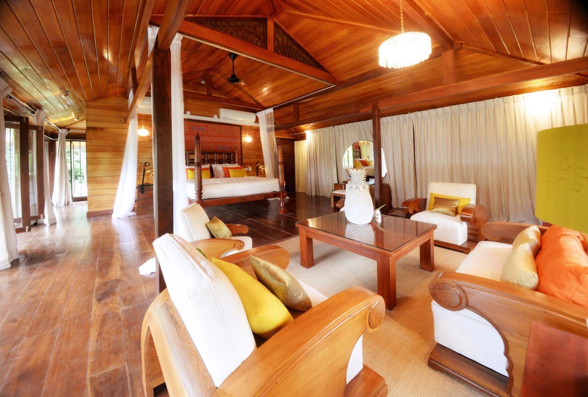 The Flame Tree Estate & Hotel Канди Номер фото